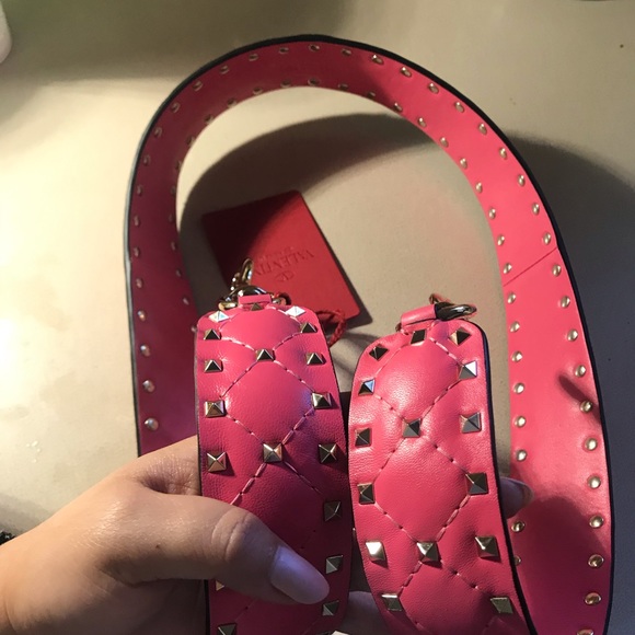 💕VALENTINO PINK SHOULDER STRAP💕 - Picture 9 of 10
